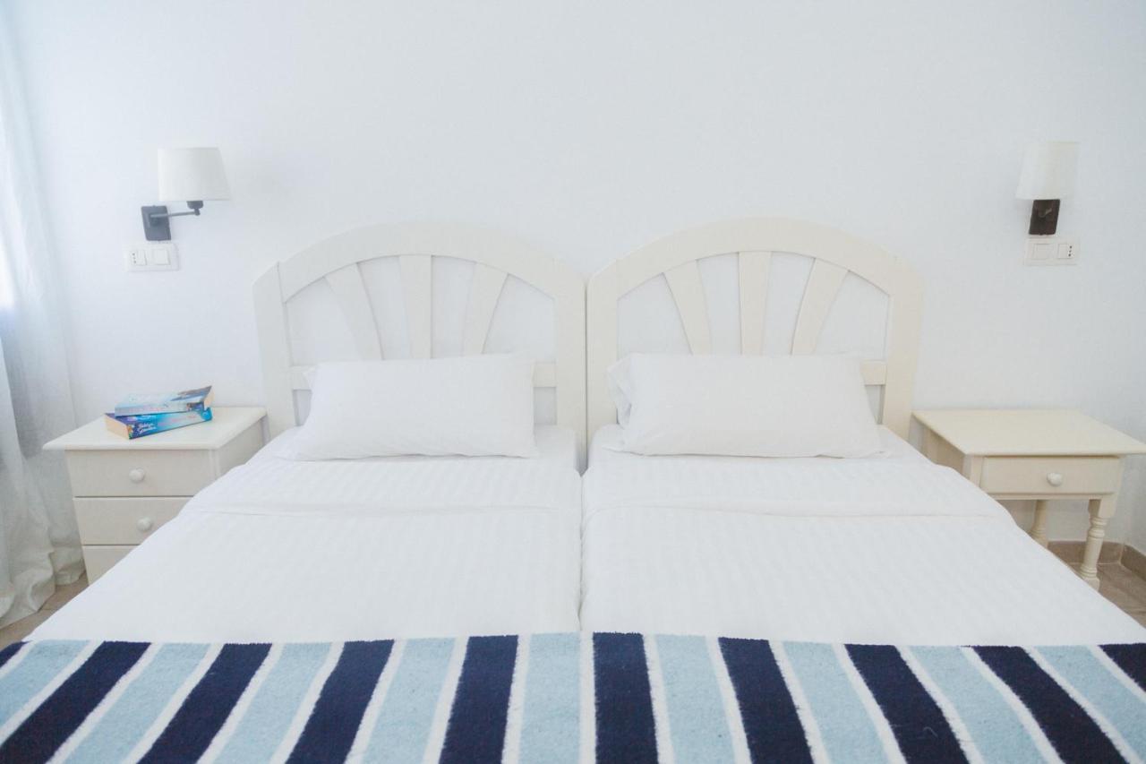 Mar Azul Playa Aparthotel Puerto del Carmen  Buitenkant foto