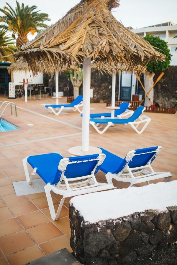 Mar Azul Playa Aparthotel Puerto del Carmen  Buitenkant foto