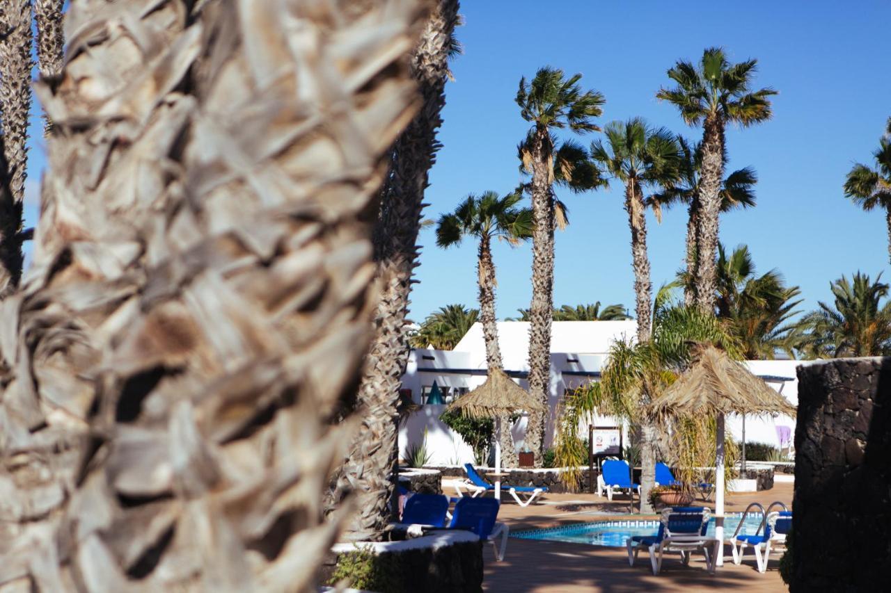 Mar Azul Playa Aparthotel Puerto del Carmen  Buitenkant foto